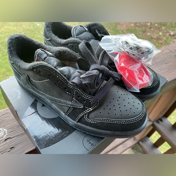 travis scott retro 3